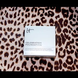 IT Cosmetics Celebration Foundation Light